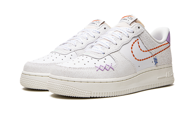 Nike AIR FORCE 1 '07 SE MNS WMNS Nike 101 DX2348 100 Apex Sneakers