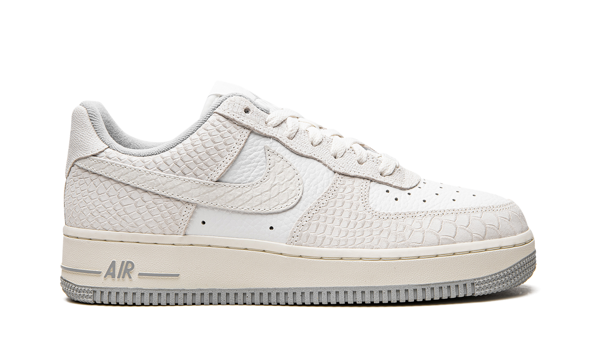 Nike AIR FORCE 1 WMNS White Python DX2678 100 Apex Sneakers
