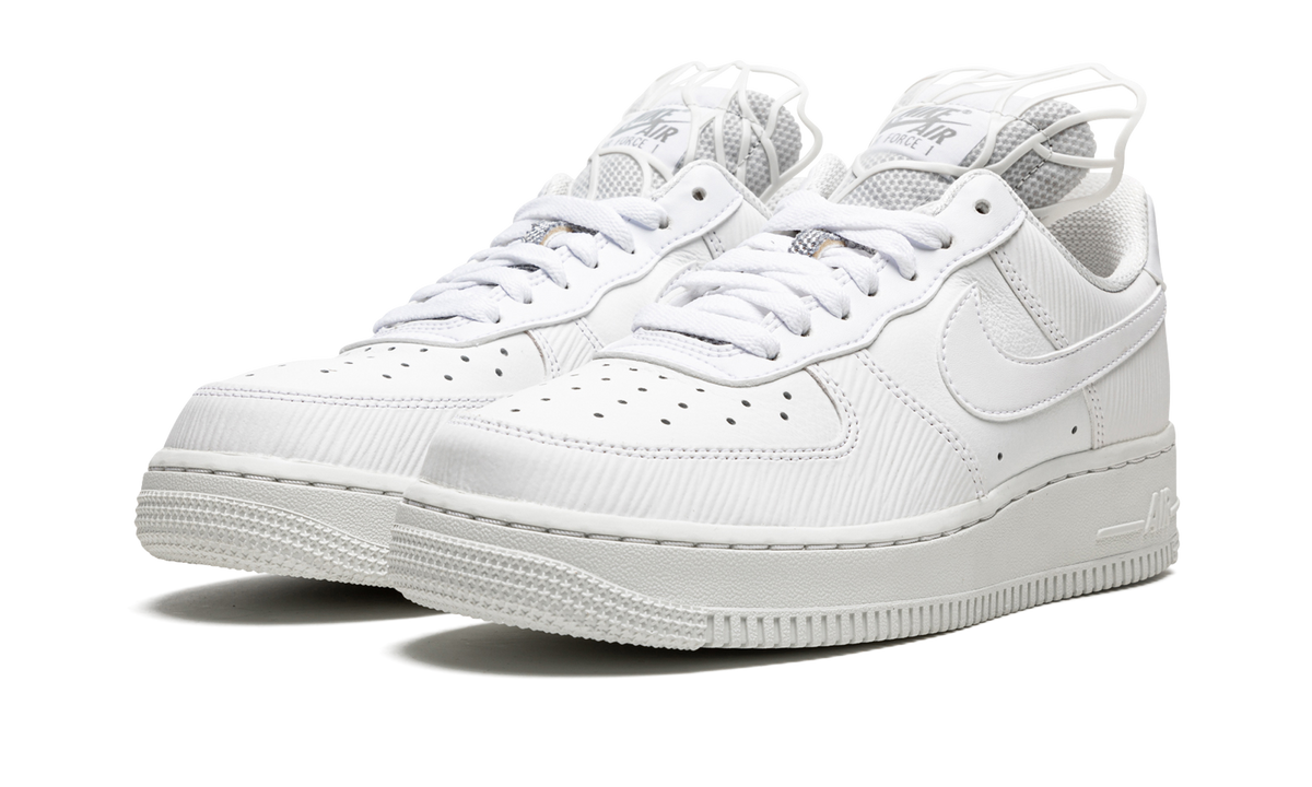 Nike AIR FORCE 1 MNS WMNS Goddess of Victory Apex Sneakers