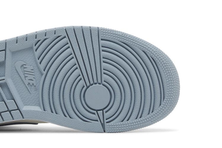 Jordan 1 Mid Diffused Blue (Women's)