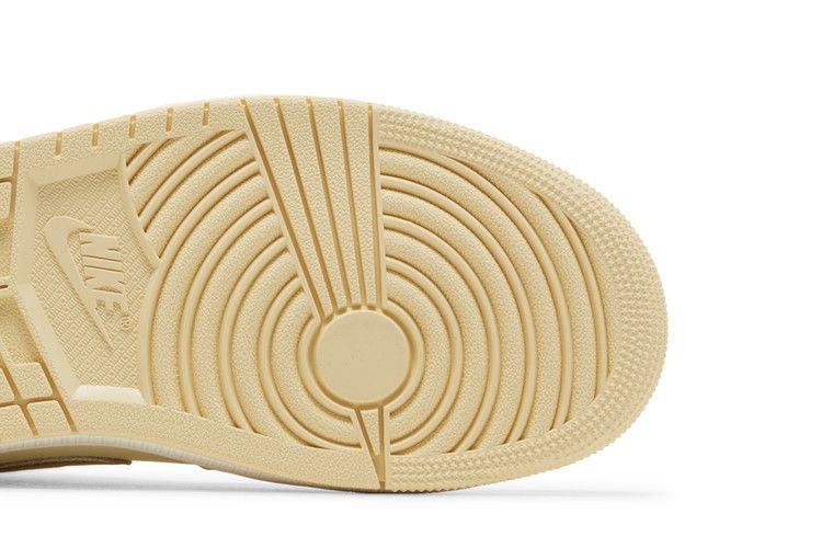 Jordan 1 Mid SE Pale Vanilla Metallic Gold (Women's)