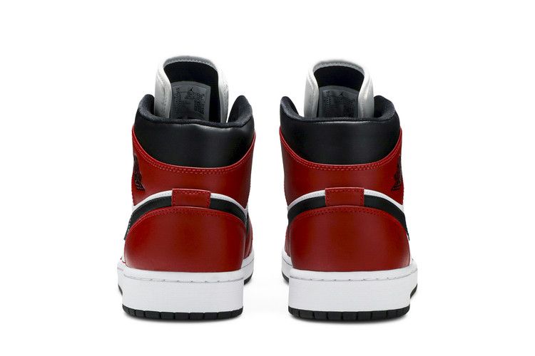 Jordan 1 Mid Chicago Toe