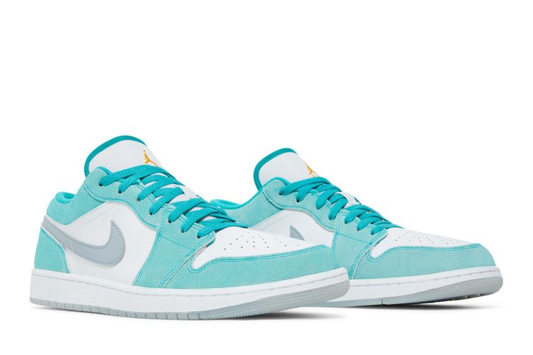 Jordan 1 Low SE New Emerald