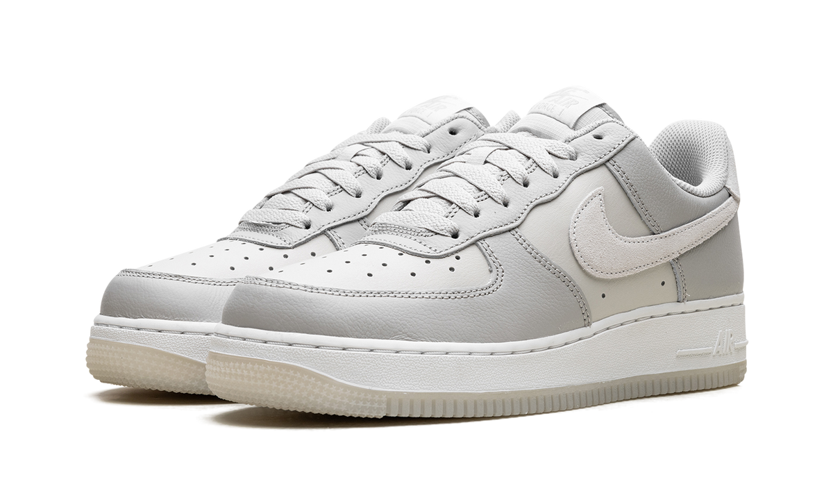 Nike Air Force 1 '07 Light Bone FN5832 001 Apex Sneakers