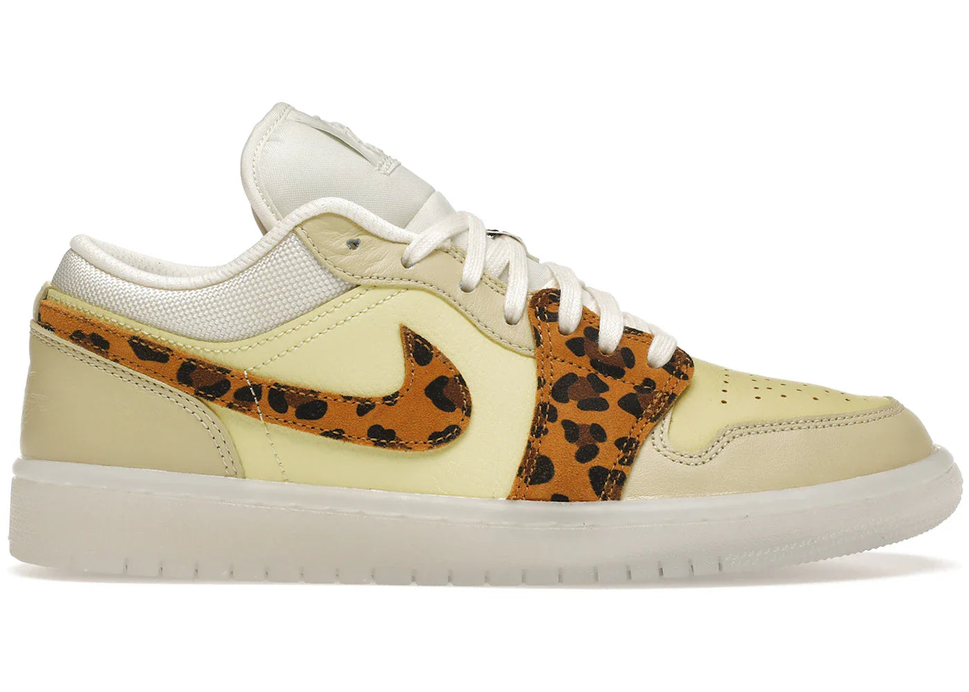 Jordan 1 Low SNKRS Day (Women's)