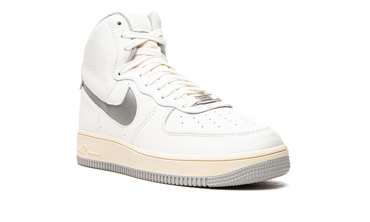 Nike AIR FORCE 1 HIGH SCULPT MNS WMNS White / Silver DC3590 101 Apex Sneakers