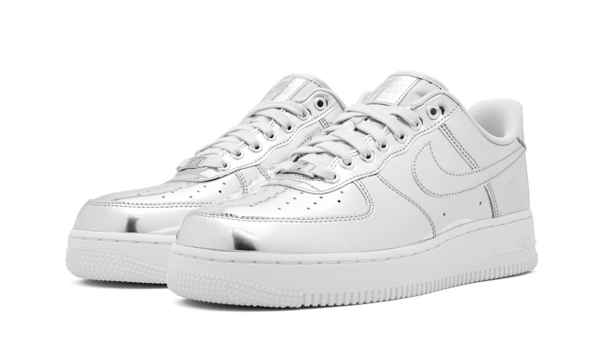 Nike AIR FORCE 1 SP WMNS Metallic Chrome Apex Sneakers