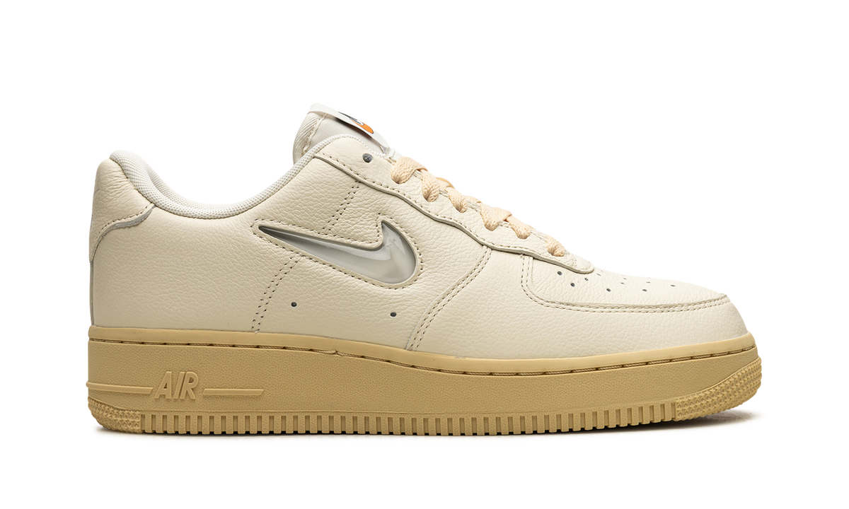 Nike AIR FORCE 1 JEEL MNS WMNS Coconut Milk DO9456 100 Apex Sneakers