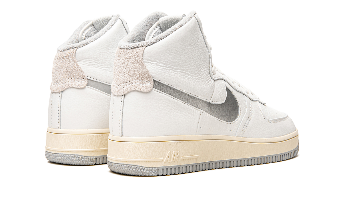Nike AIR FORCE 1 HIGH SCULPT MNS WMNS White / Silver DC3590 101 Apex Sneakers
