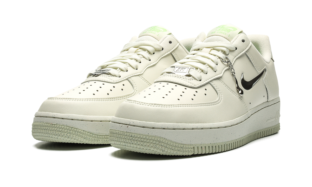 Nike Air Force 1 '07 Next Nature SE WMNS Liquid Metal FN8540 100 Apex Sneakers