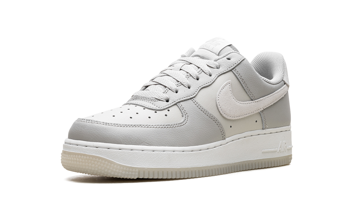 Nike Air Force 1 '07 Light Bone FN5832 001 Apex Sneakers