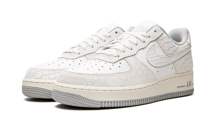 Nike AIR FORCE 1 WMNS White Python DX2678 100 Apex Sneakers