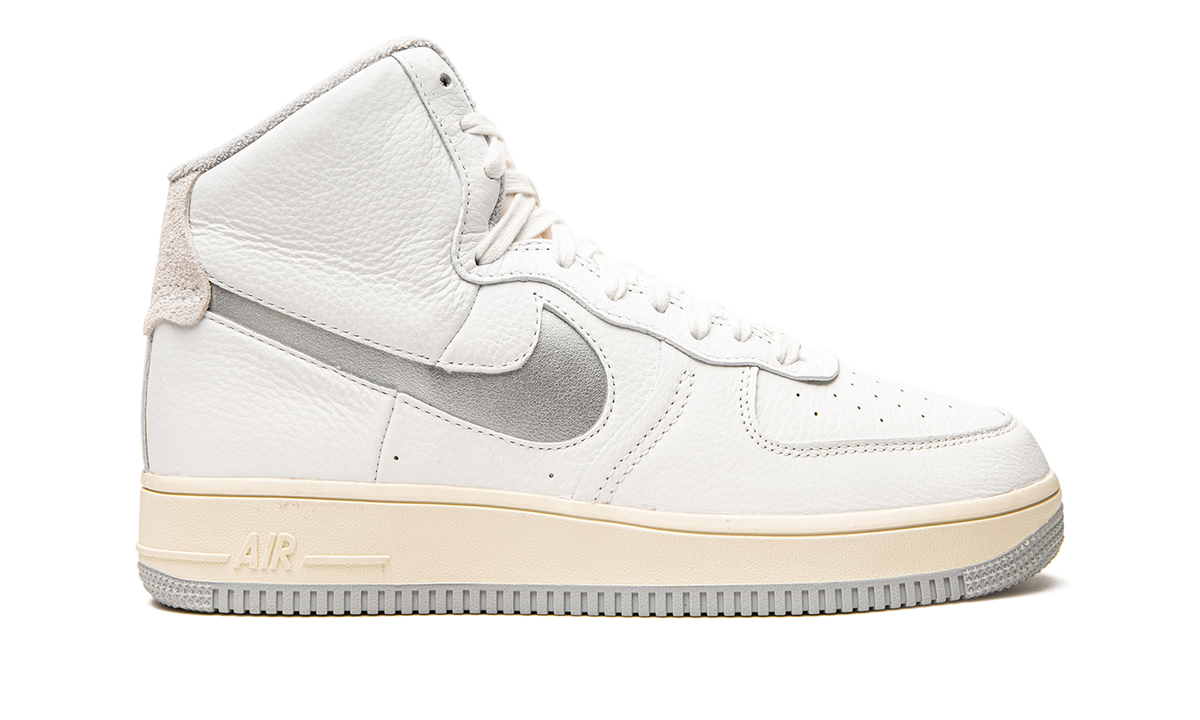 Nike AIR FORCE 1 HIGH SCULPT MNS WMNS White / Silver DC3590 101 Apex Sneakers